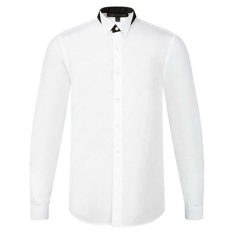 CONTRAST WING COLLAR